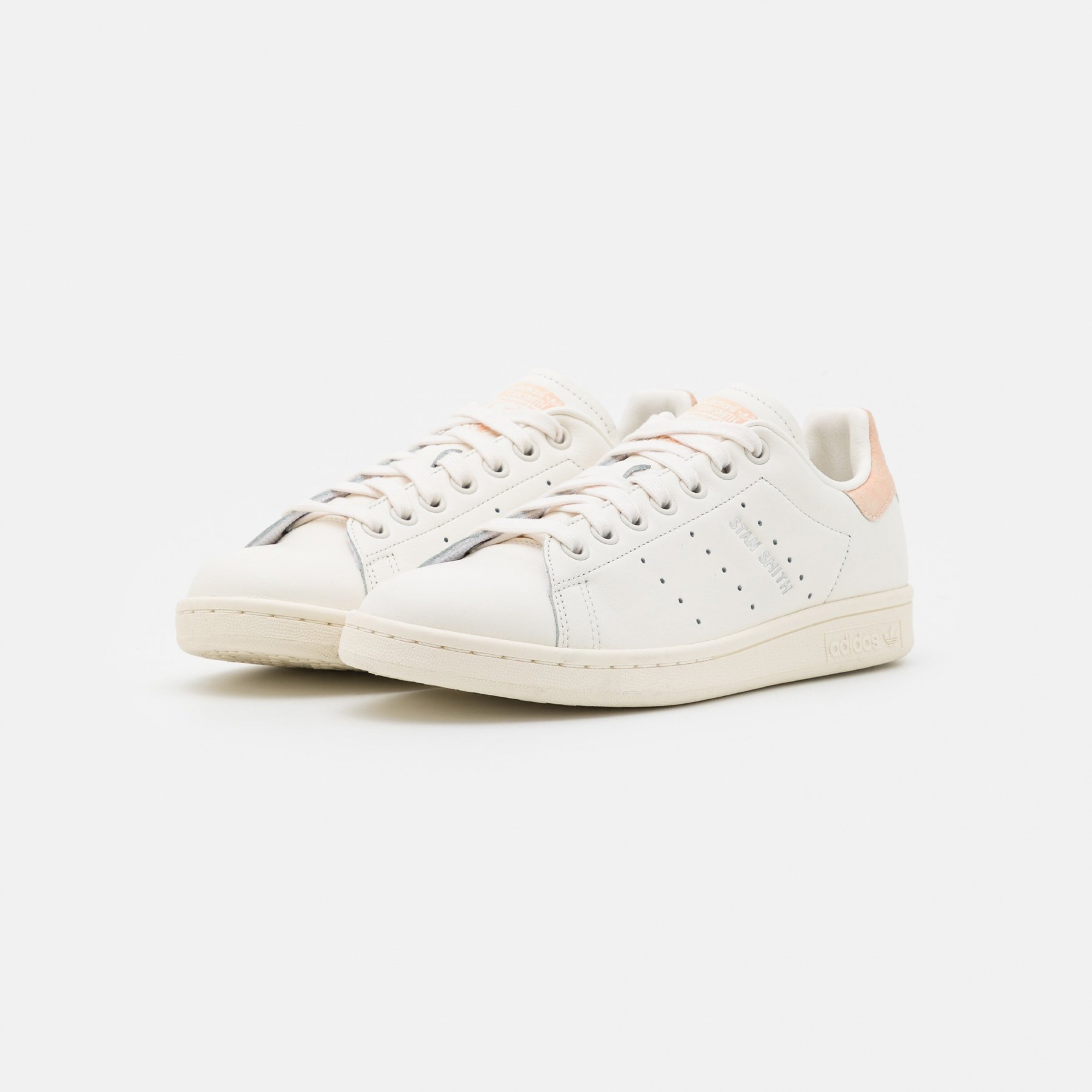 Фото № 3 с приближением к товару «‎Adidas Stan Smith »