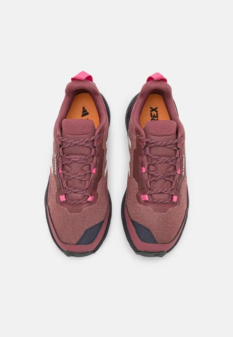 Фото № 4 с приближением к товару «‎Trail running shoes»