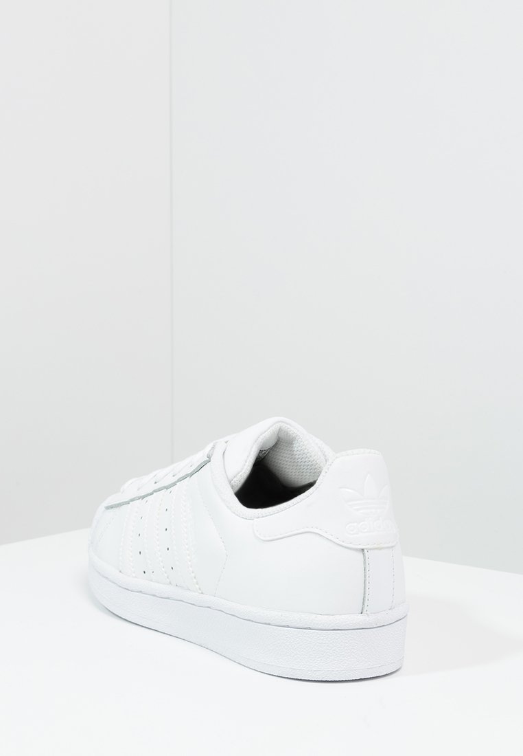Фото № 4 с приближением к товару «‎Adidas Superstar Foundation All Style Shoes »