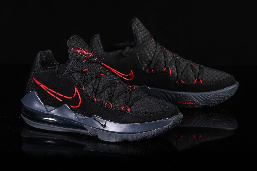Фото № 4 с приближением к товару «‎Nike LeBron 17 Low 'Bred'»