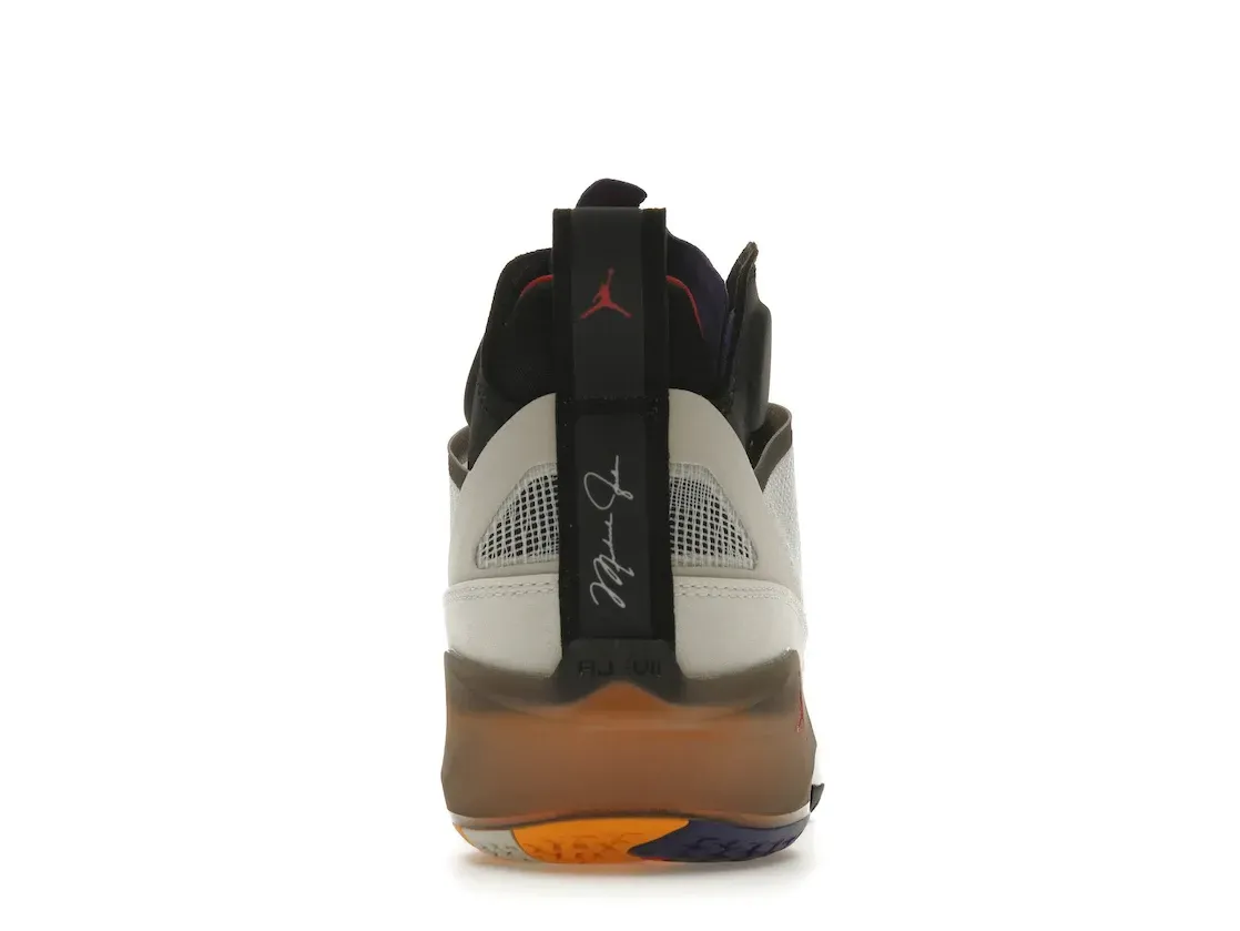 Фото № 4 с приближением к товару «‎Jordan 37 Light Bone Dark Concord»