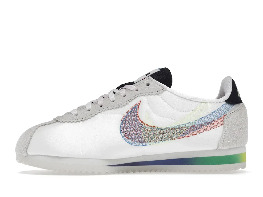 Фото № 3 с приближением к товару «‎Nike Cortez Be True (2022)»