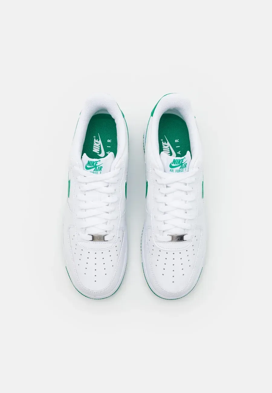 Фото № 4 с приближением к товару «‎AIR FORCE 1 07»