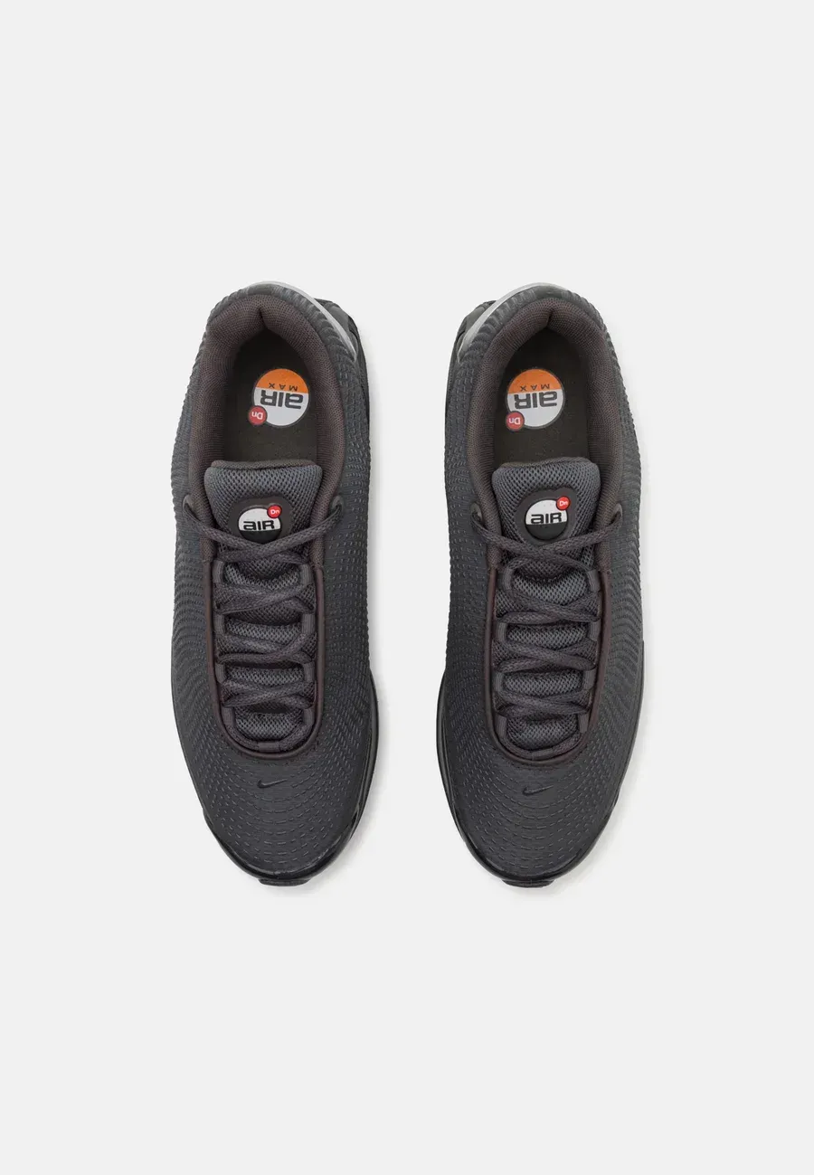 Фото № 4 с приближением к товару «‎AIR MAX DN»