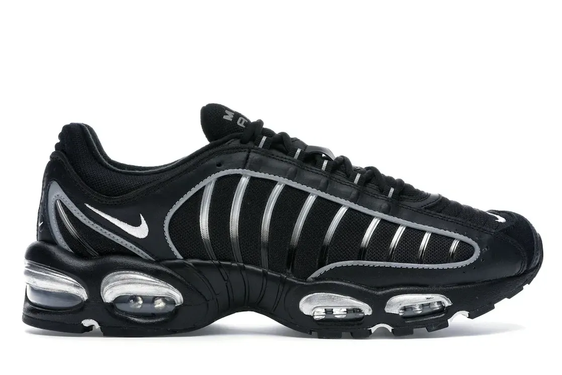 Фото № 1 с приближением к товару «‎Nike Air Max Tailwind 4 Black Metallic Silver»