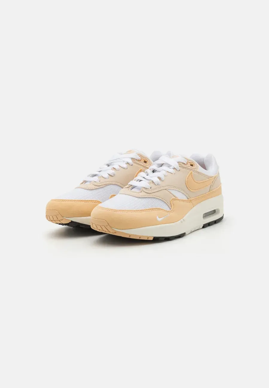 Фото № 2 с приближением к товару «‎AIR MAX 1 '87»