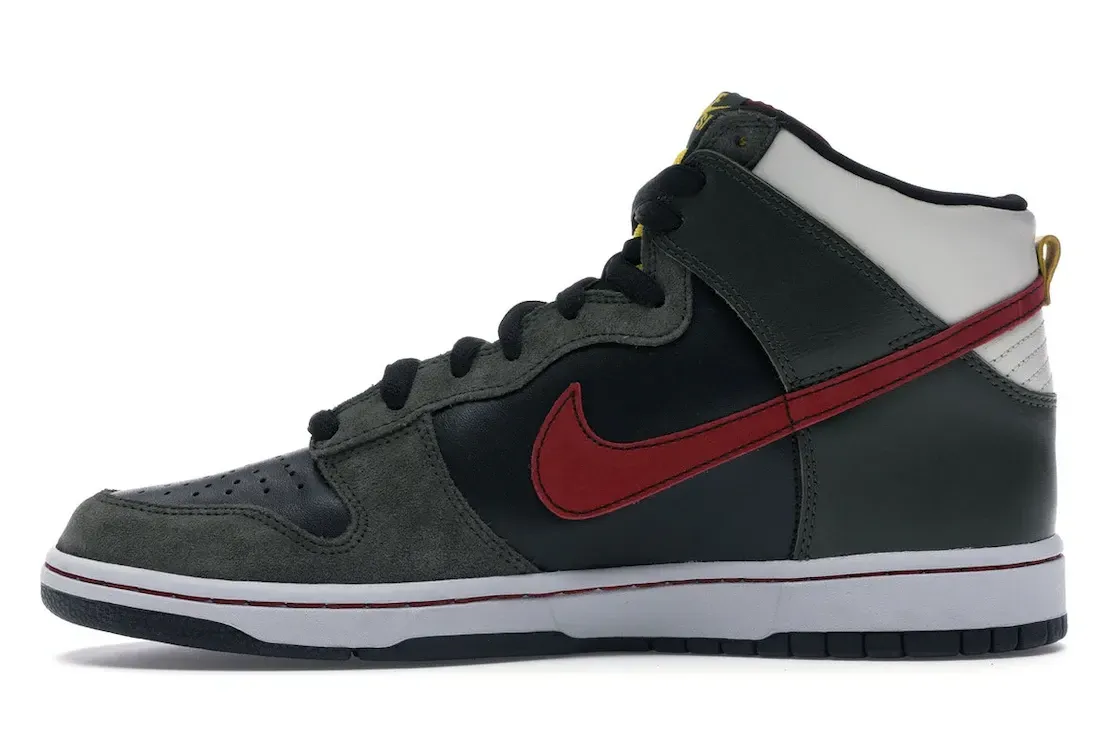 Фото № 3 с приближением к товару «‎Nike SB Dunk High Boba Fett»