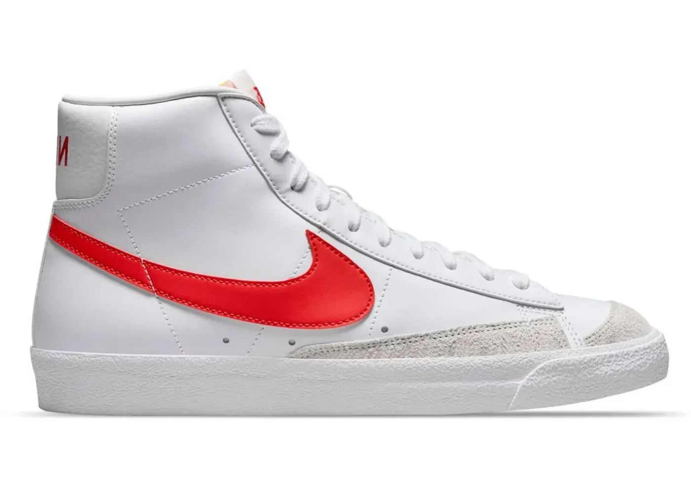 Фото № 1 с приближением к товару «‎Nike Blazer Mid 77 Vintage»