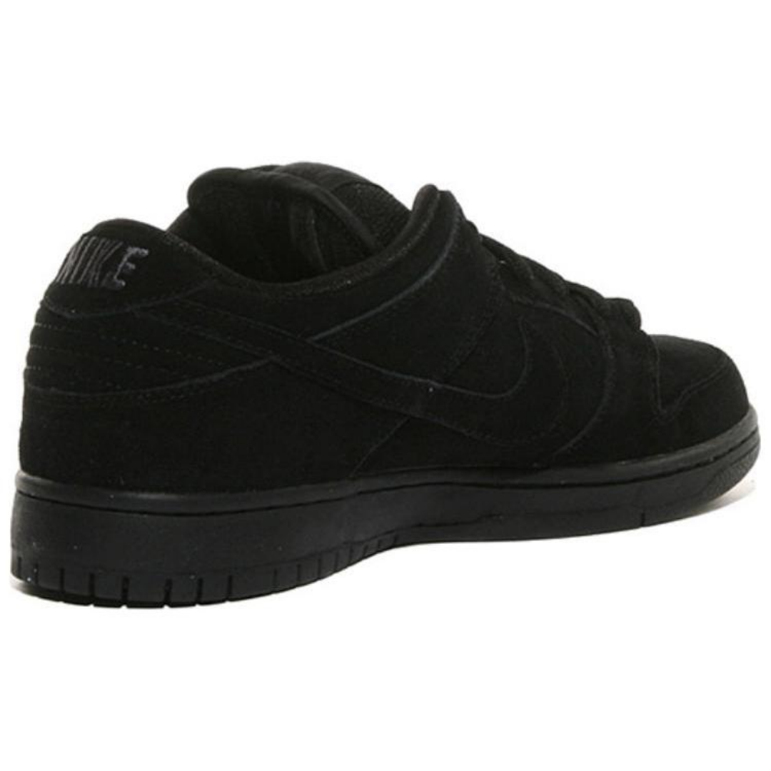 Фото № 4 с приближением к товару «‎Nike Dunk Low Pro SB 'Blackout'»