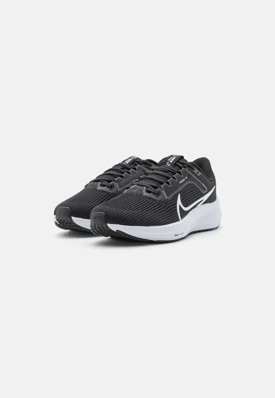 Фото № 2 с приближением к товару «‎AIR ZOOM PEGASUS 40»