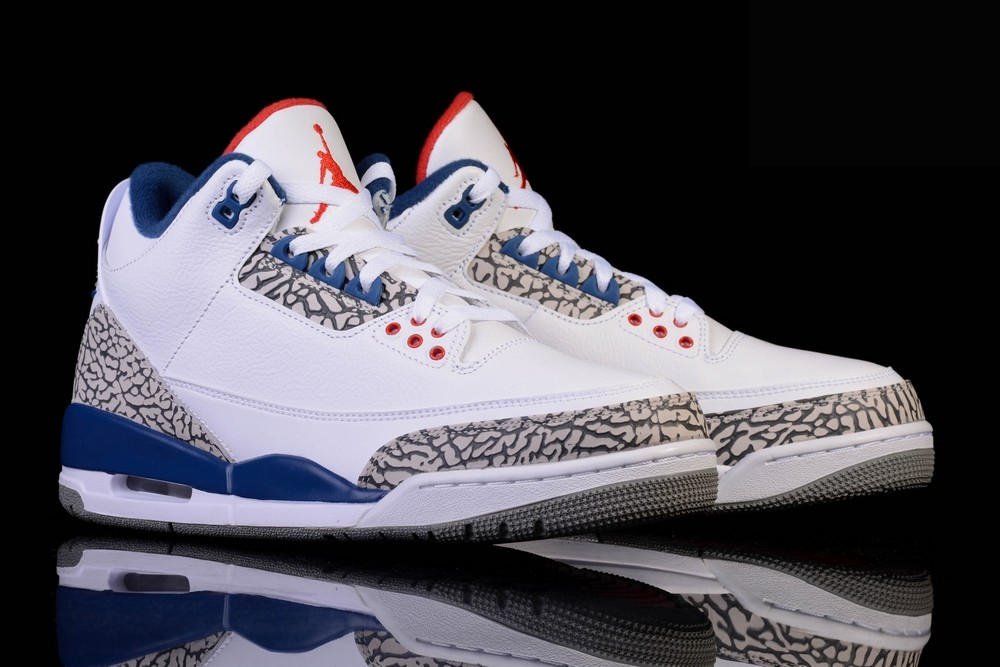 Фото № 2 с приближением к товару «‎Nike Air Jordan 3 Retro OG True »