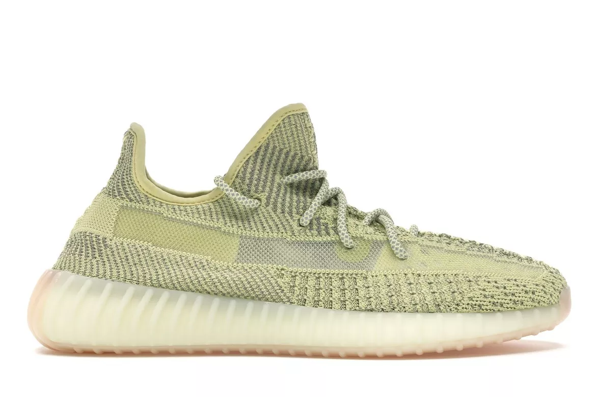 Фото № 1 с приближением к товару «‎adidas Yeezy Boost 350 V2 Antlia (Reflective)»