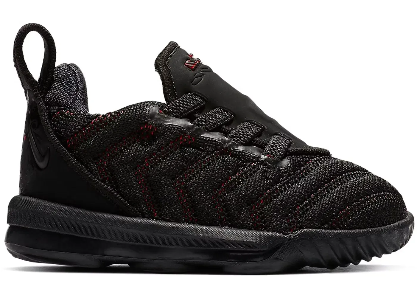 Nike LeBron 16