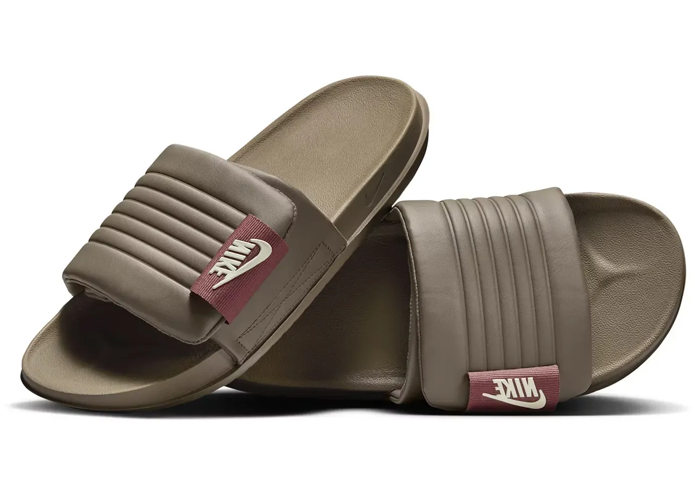 Фото № 1 с приближением к товару «‎Nike Offcourt Adjust Slide»