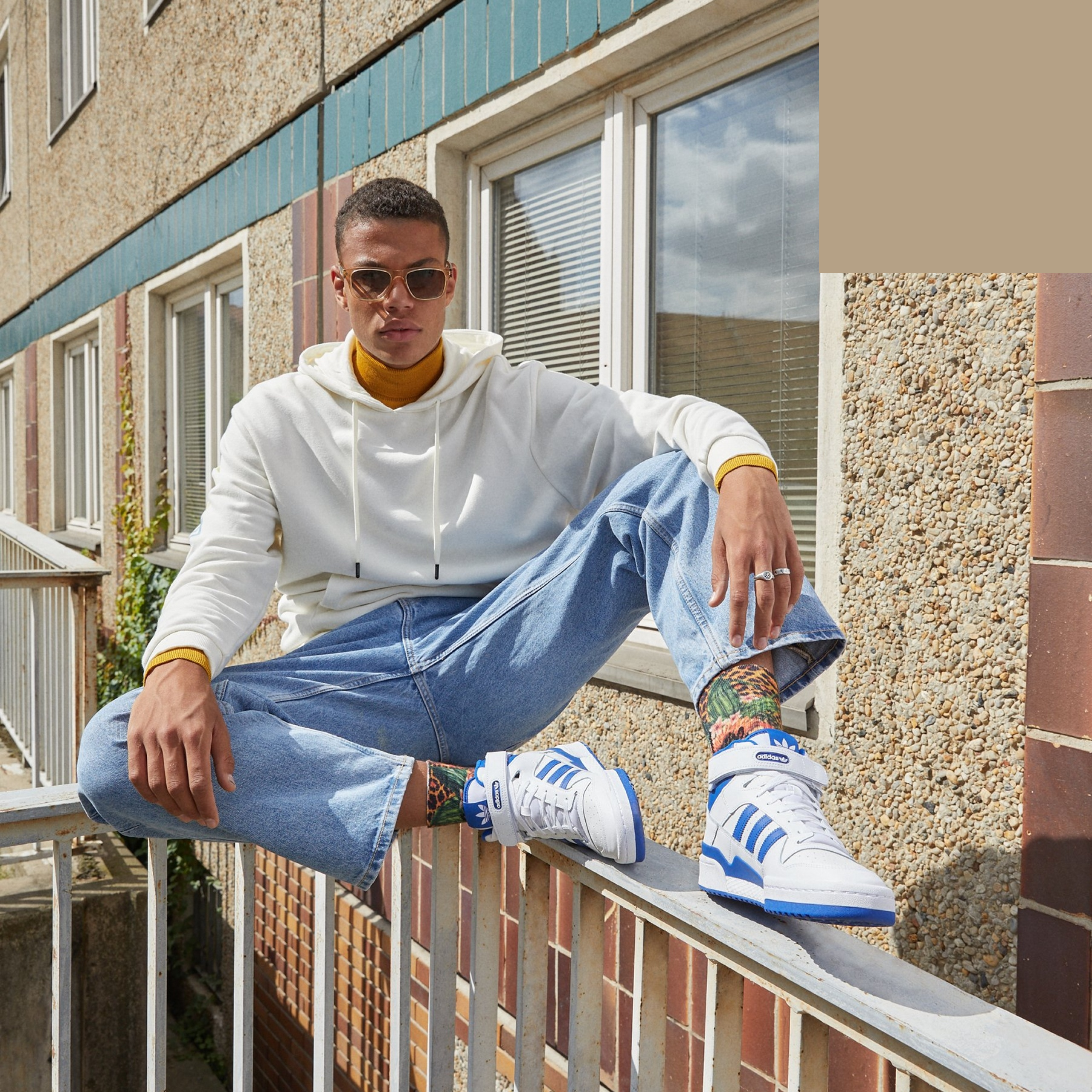 Фото № 2 с приближением к товару «‎Adidas Forum »