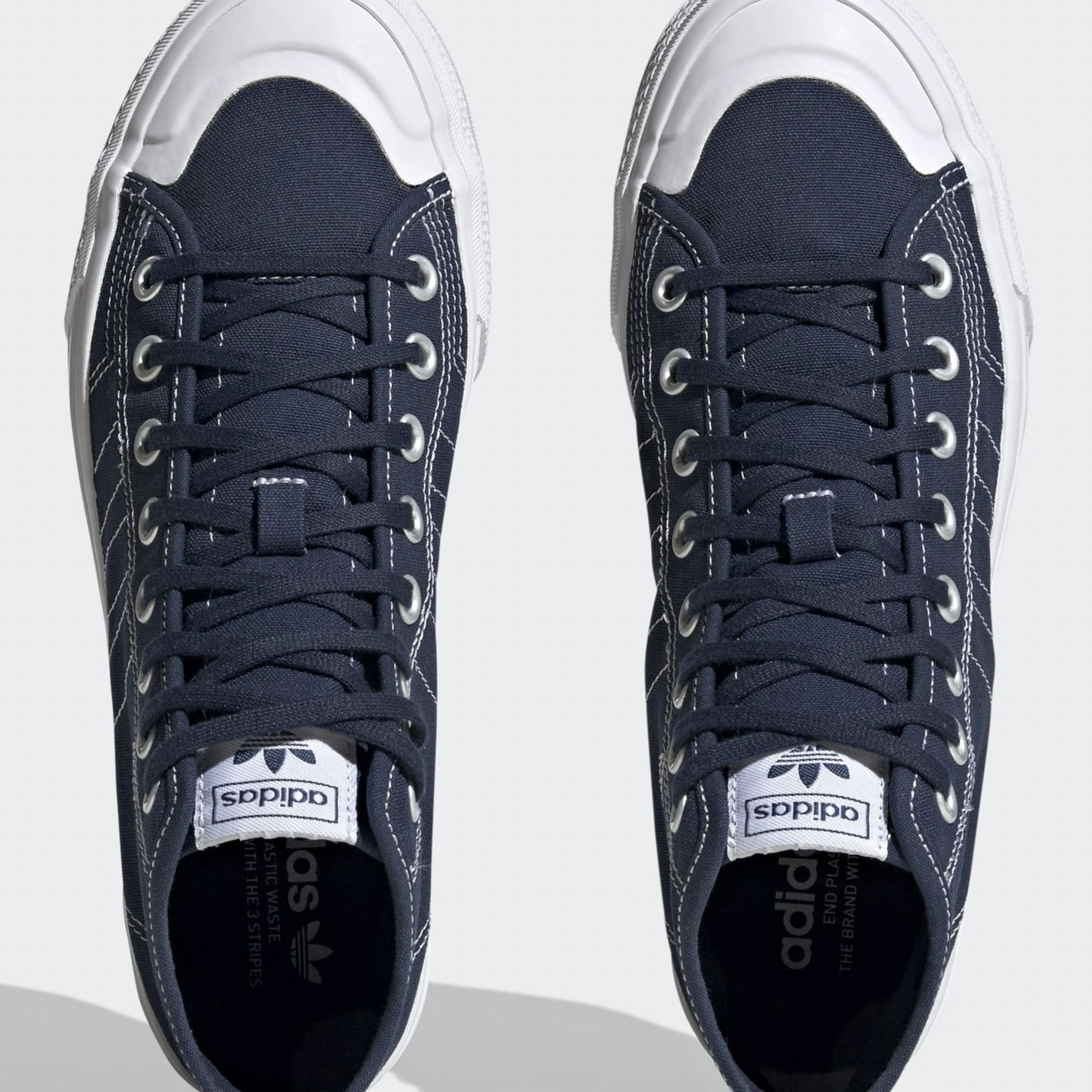 Фото № 2 с приближением к товару «‎Adidas Nizza HI RF »