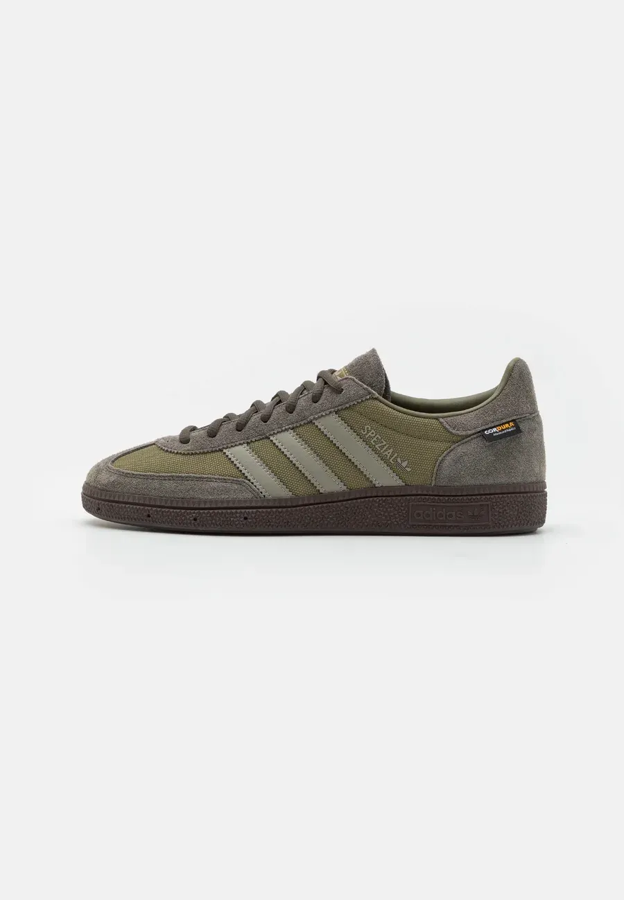 Фото № 1 с приближением к товару «‎HANDBALL SPEZIAL UNISEX»