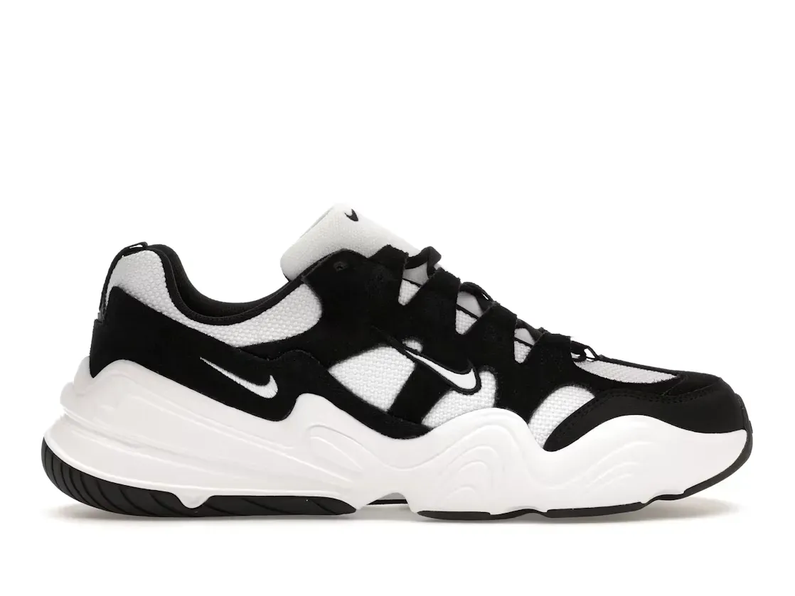 Фото № 1 с приближением к товару «‎Nike Tech Hera»