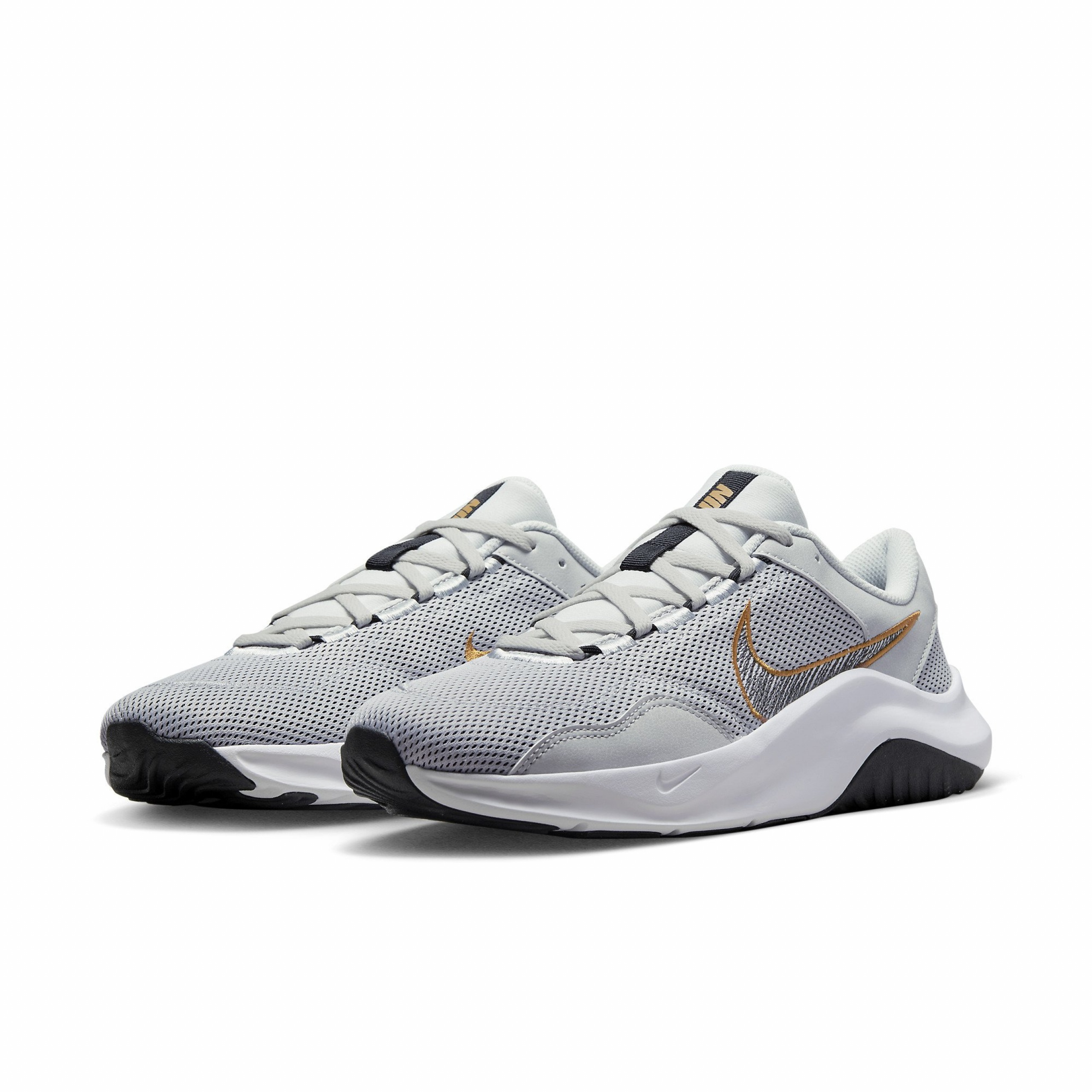 Фото № 2 с приближением к товару «‎Nike M Legend Essential 3 NN»