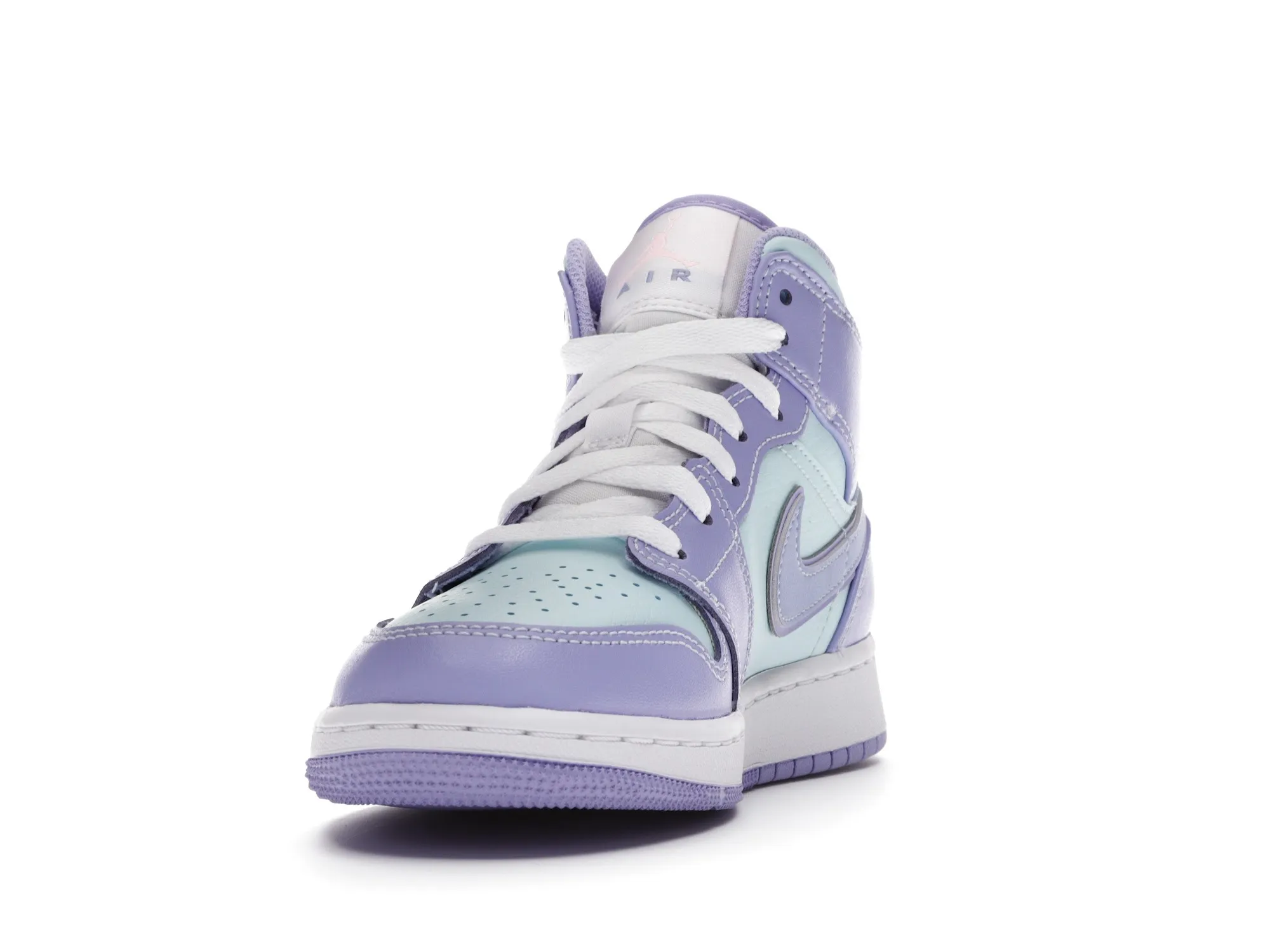 Фото № 3 с приближением к товару «‎Jordan 1 Mid Purple Aqua »