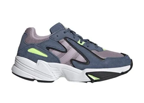 Фото № 1 с приближением к товару «‎adidas Yung-96 Chasm Tech Ink (Youth)»