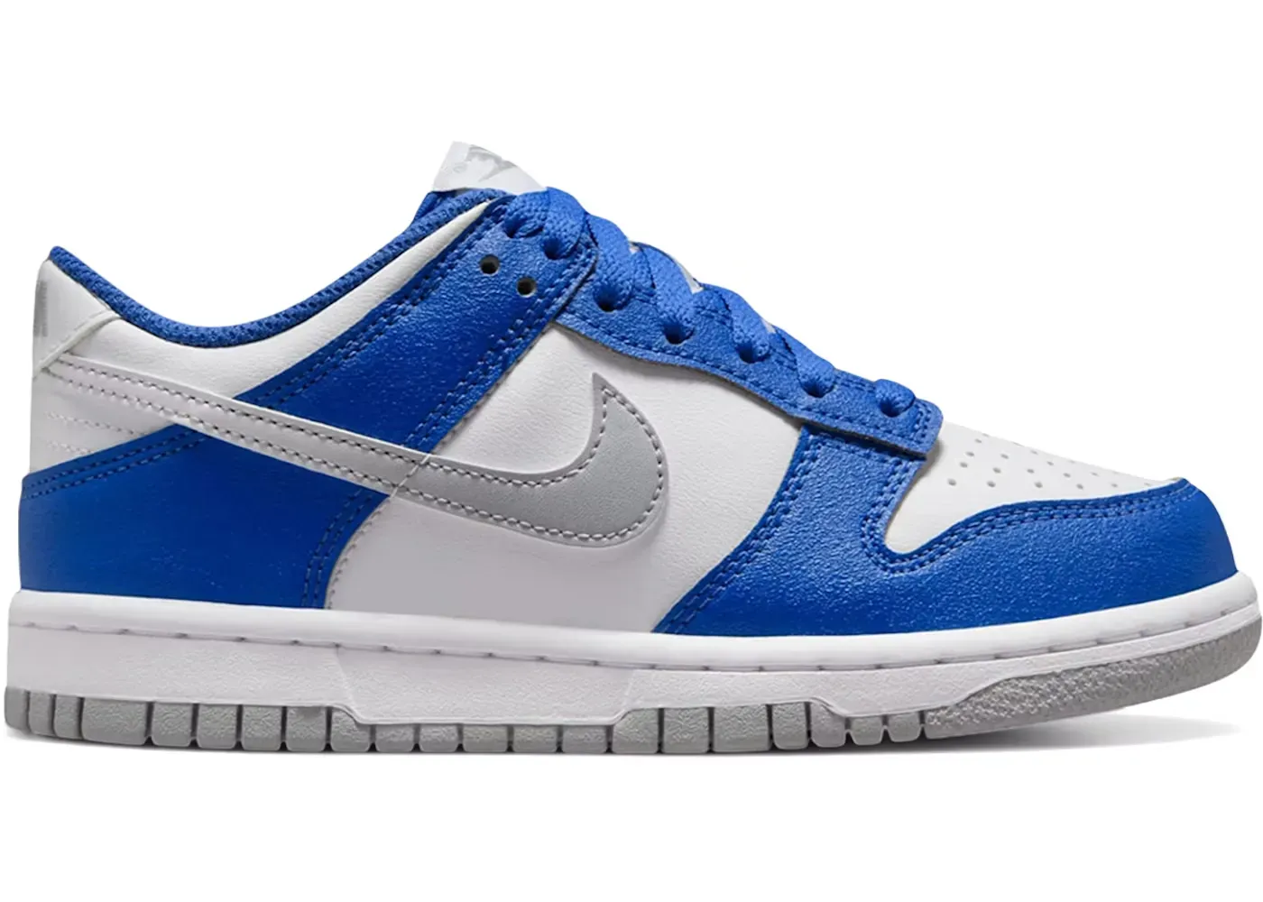 Фото № 1 с приближением к товару «‎Nike Dunk Low»