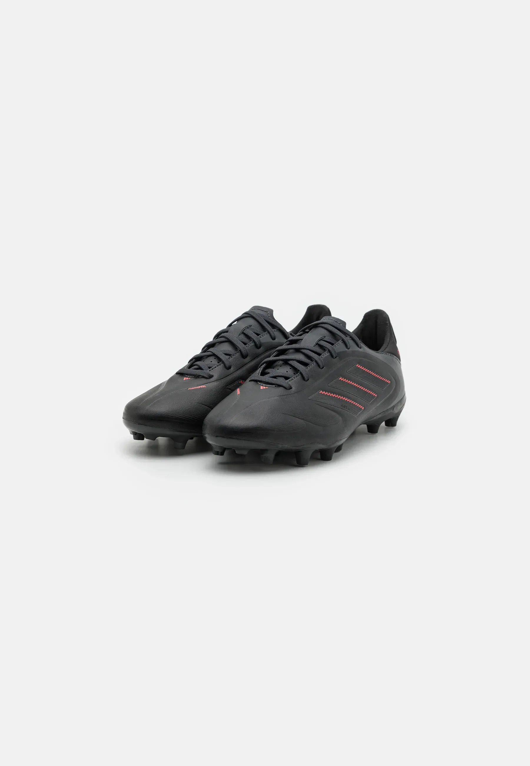 Фото № 2 с приближением к товару «‎COPA PURE III LEAGUE FG/MG  »