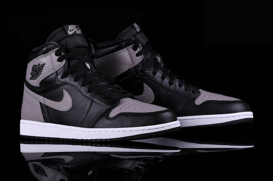 Фото № 3 с приближением к товару «‎Nike Air Jordan 1 Retro OG Shadow »