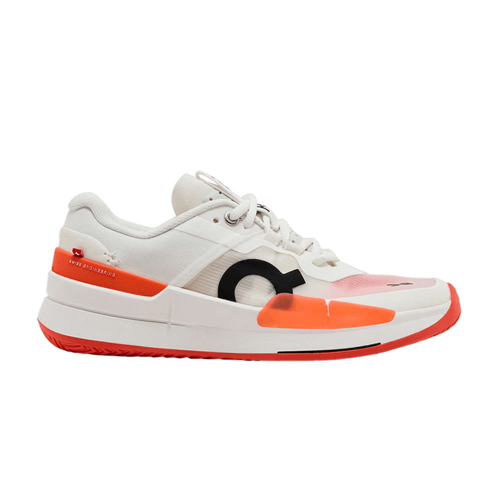 ON Women's The Roger Pro 2 Clay White Flame