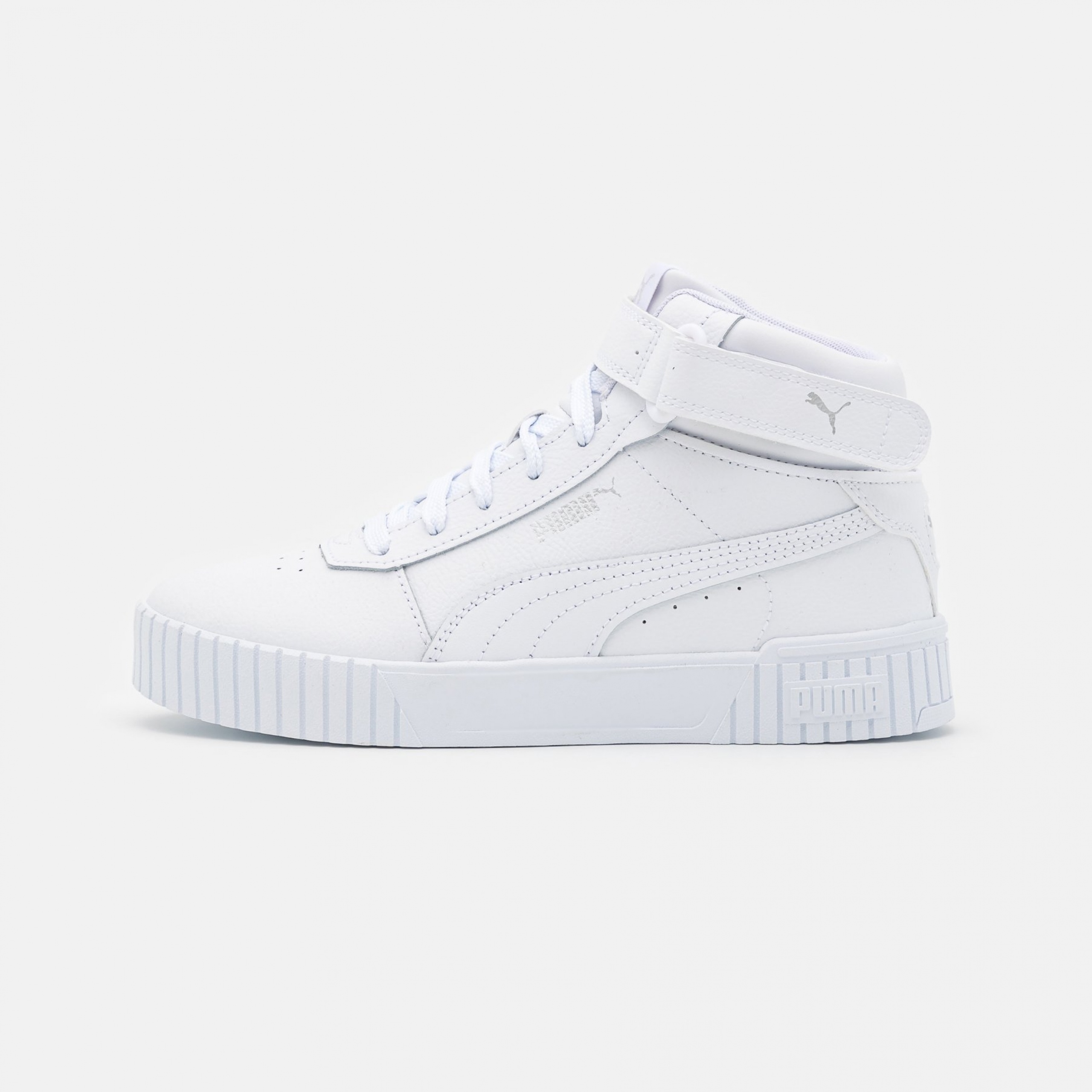 Фото № 1 с приближением к товару «‎Puma Carina 2.0 »