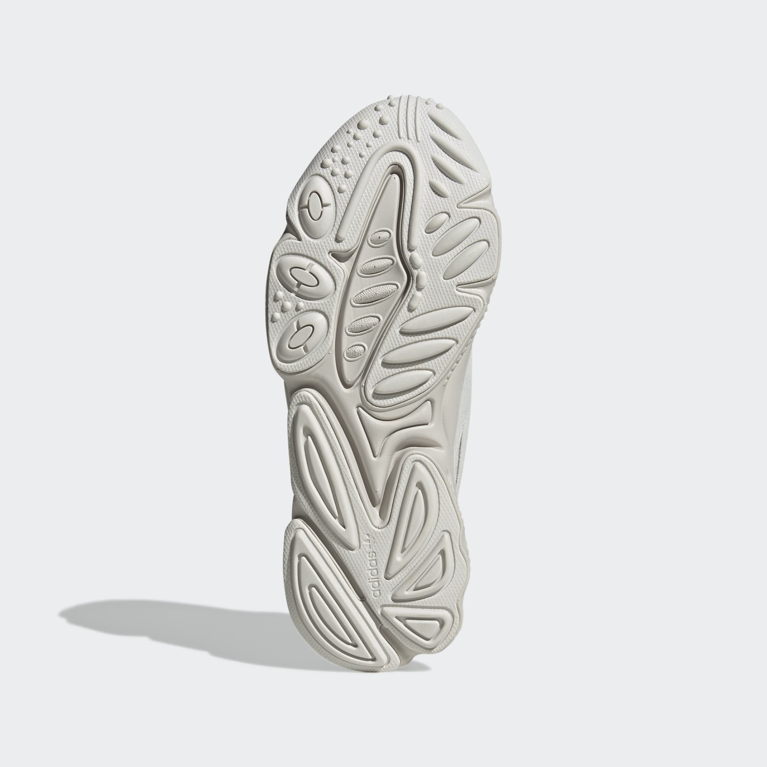 Фото № 5 с приближением к товару «‎Adidas Celox »