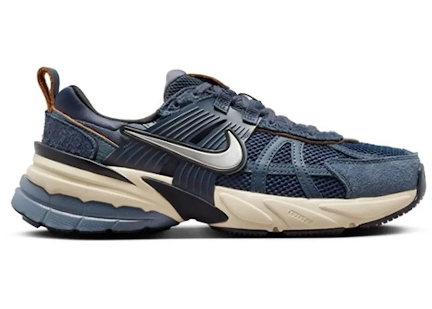 Фото № 1 с приближением к товару «‎Nike V2K Run»