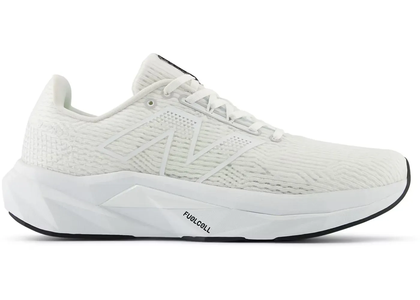 New Balance FuelCell Propel v5