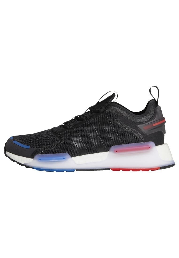 Фото № 1 с приближением к товару «‎Кроссовки Adidas SPAD115O168-Q11»