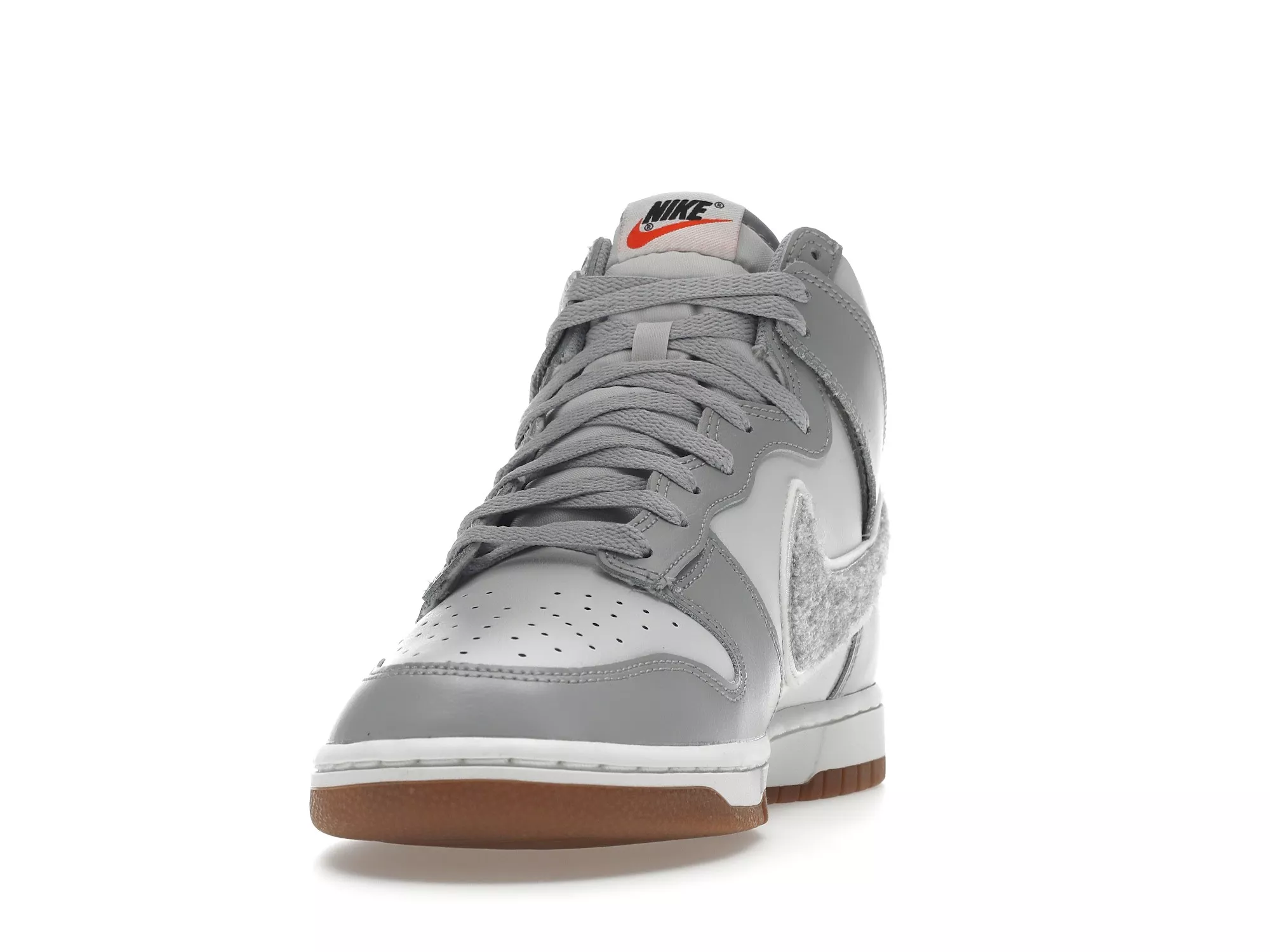 Фото № 6 с приближением к товару «‎Nike Dunk High University Chenille Swoosh Light Smoke Grey»