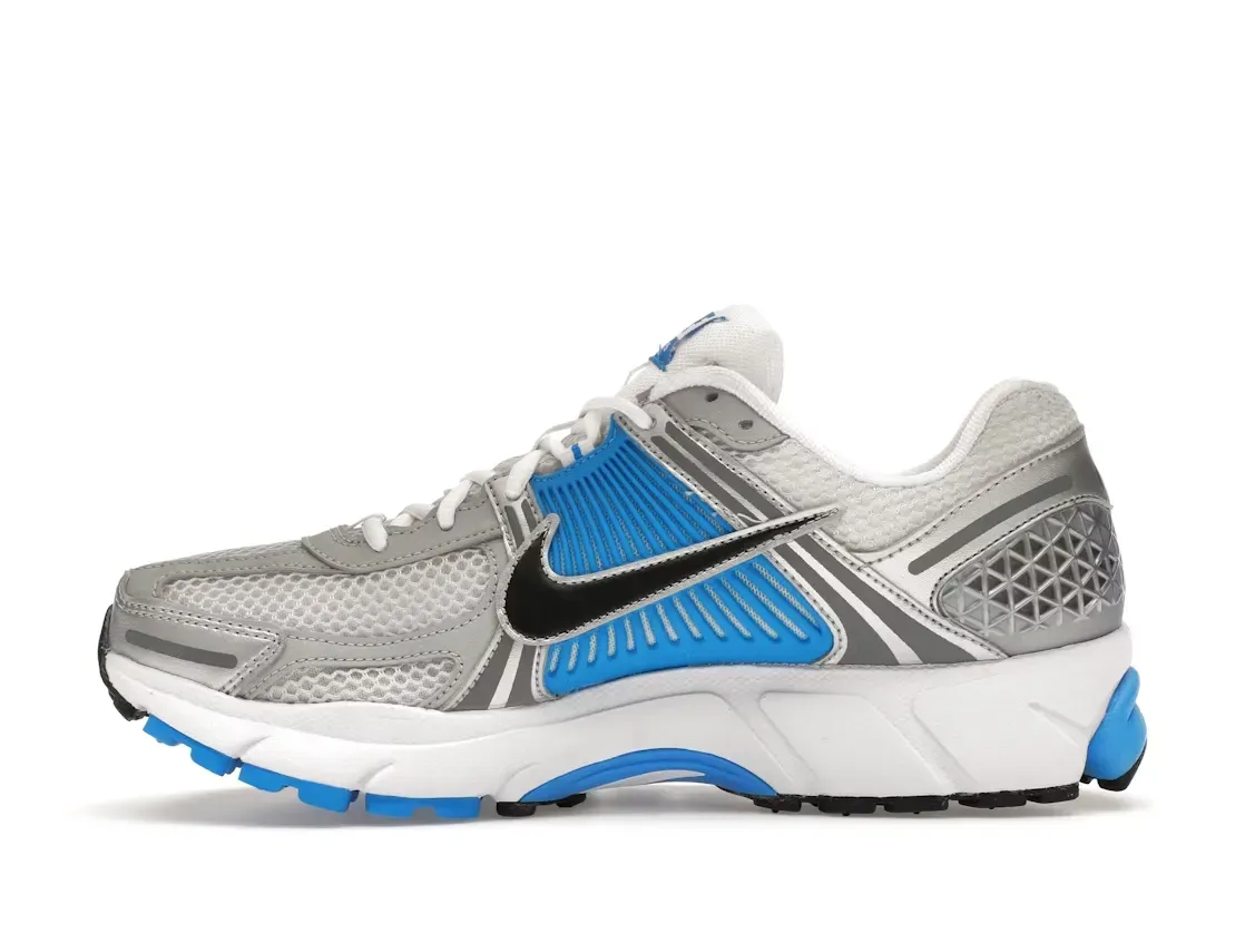 Фото № 3 с приближением к товару «‎Nike Zoom Vomero 5»