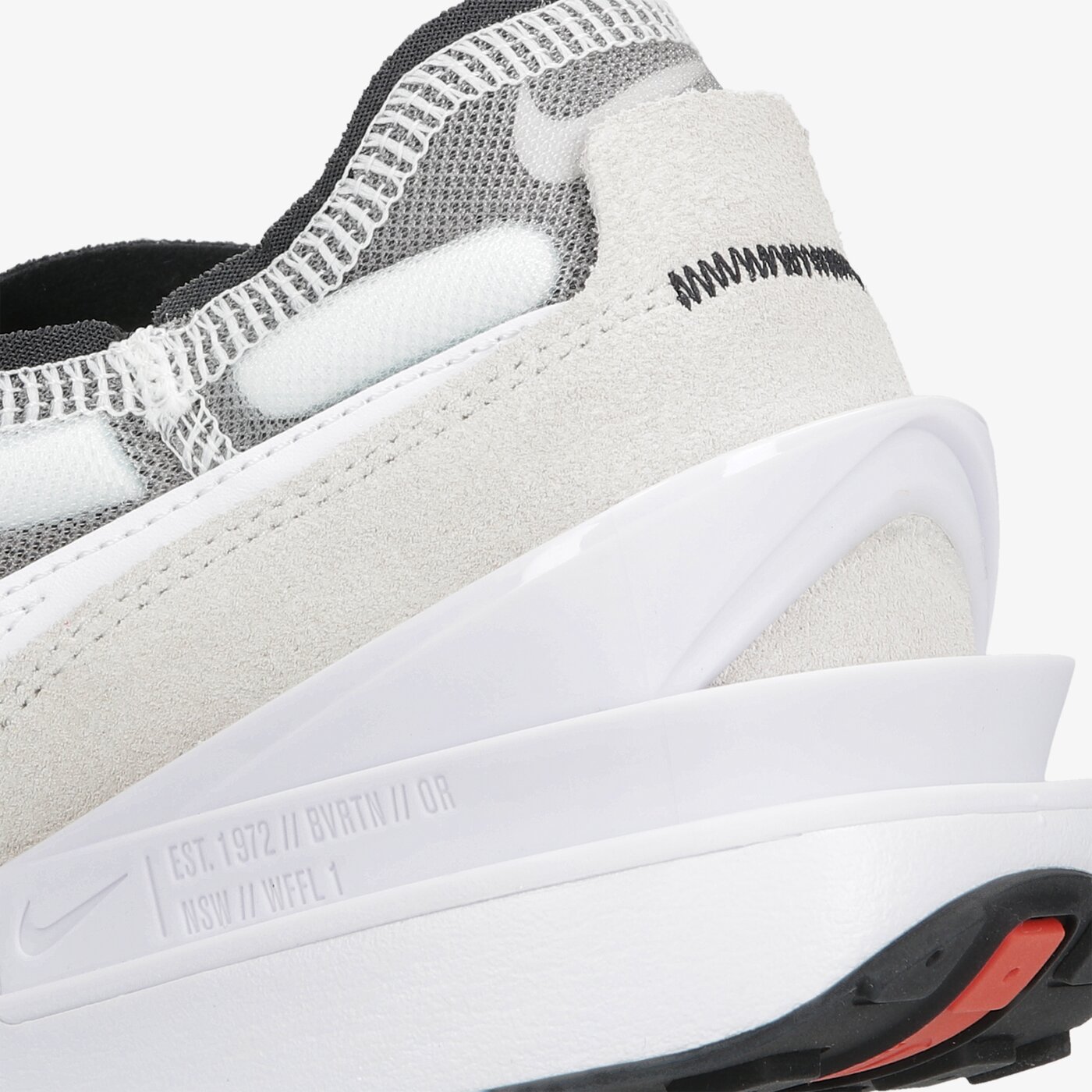 Фото № 5 с приближением к товару «‎Nike Waffle One»