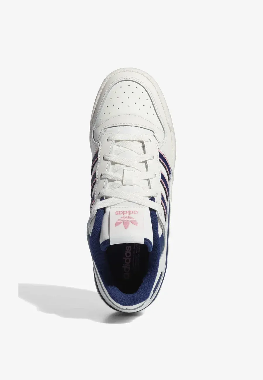 Фото № 3 с приближением к товару «‎FORUM »