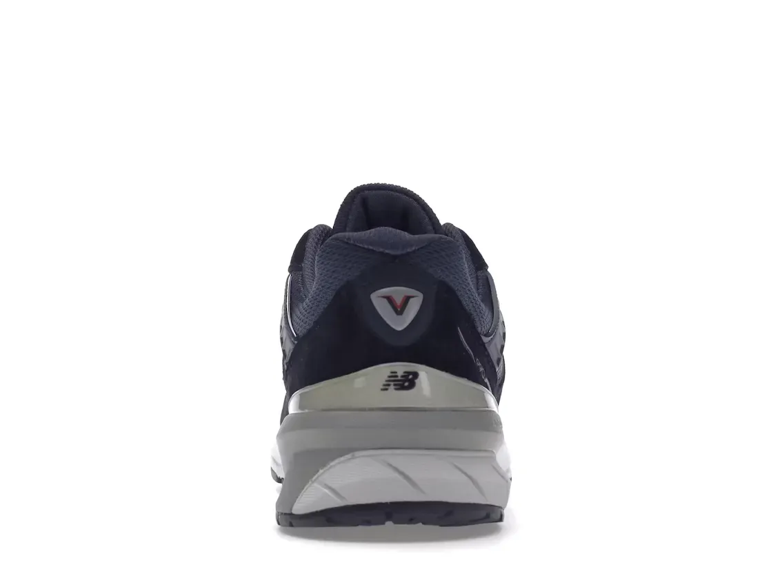 Фото № 4 с приближением к товару «‎New Balance 990v5»