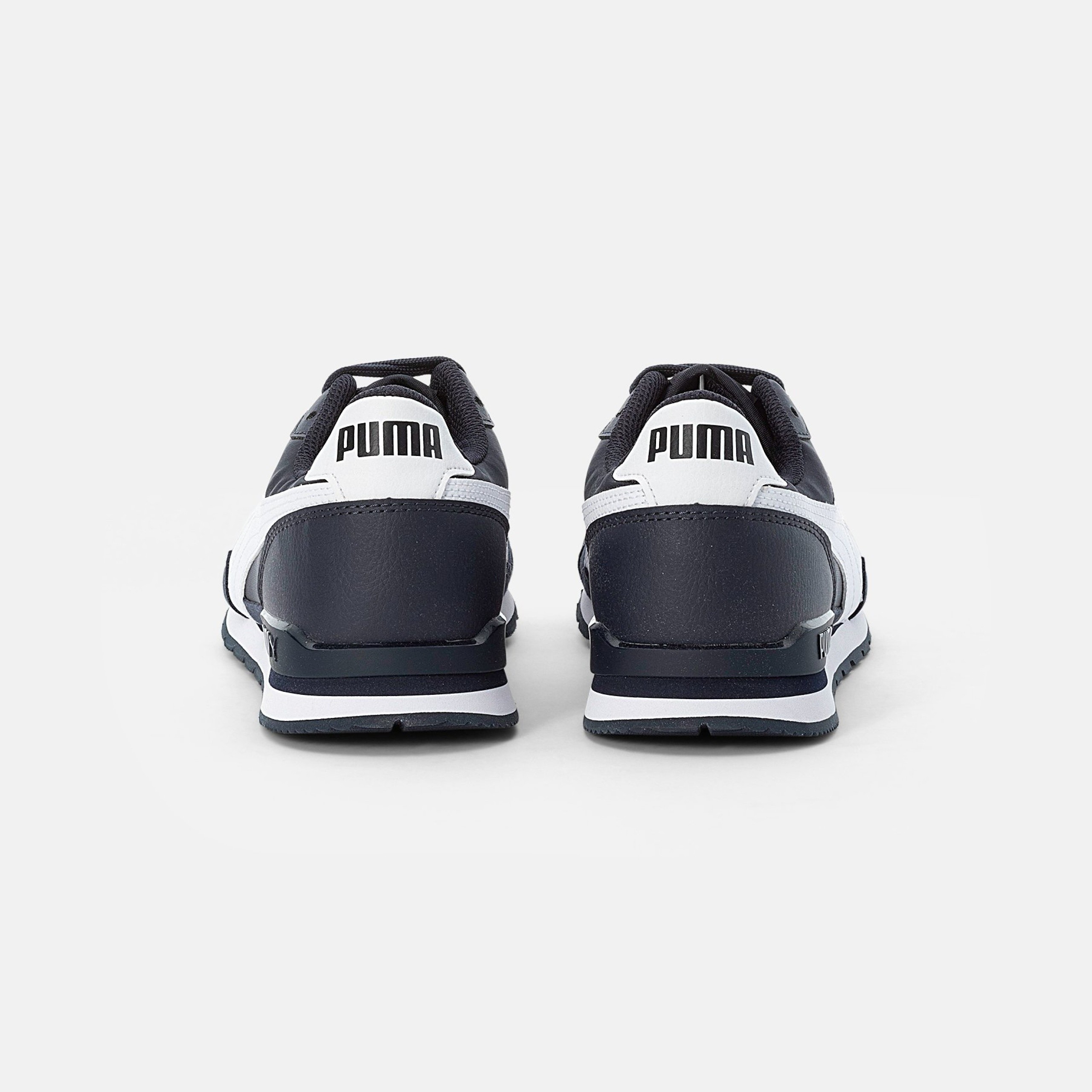 Фото № 3 с приближением к товару «‎Puma V3 »