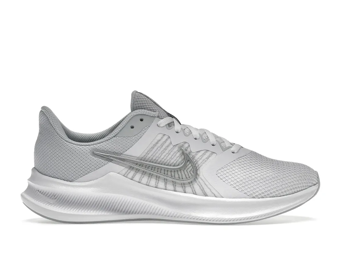 Фото № 1 с приближением к товару «‎Nike Downshifter 11 White Metallic Silver »