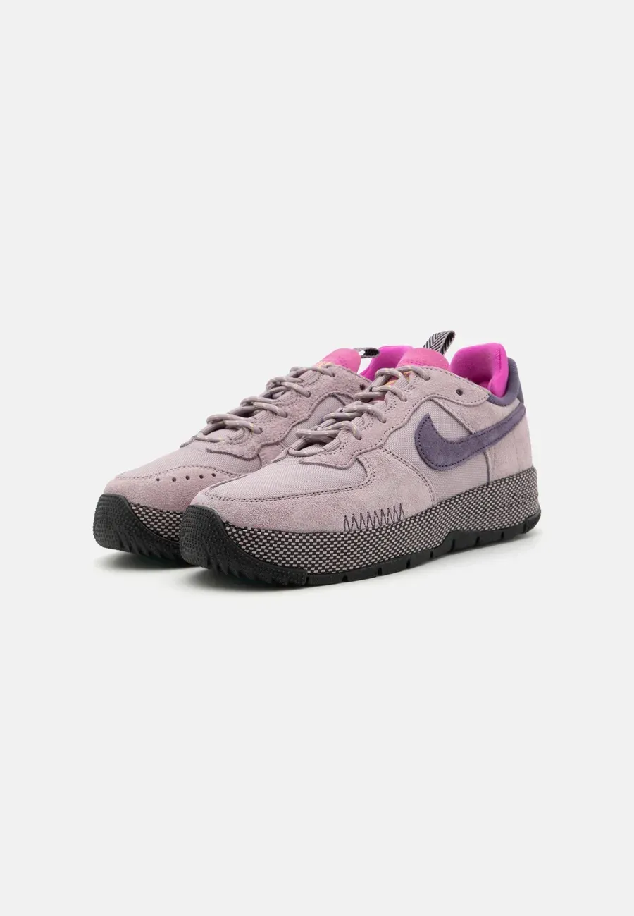Фото № 4 с приближением к товару «‎AIR FORCE 1 WILD»
