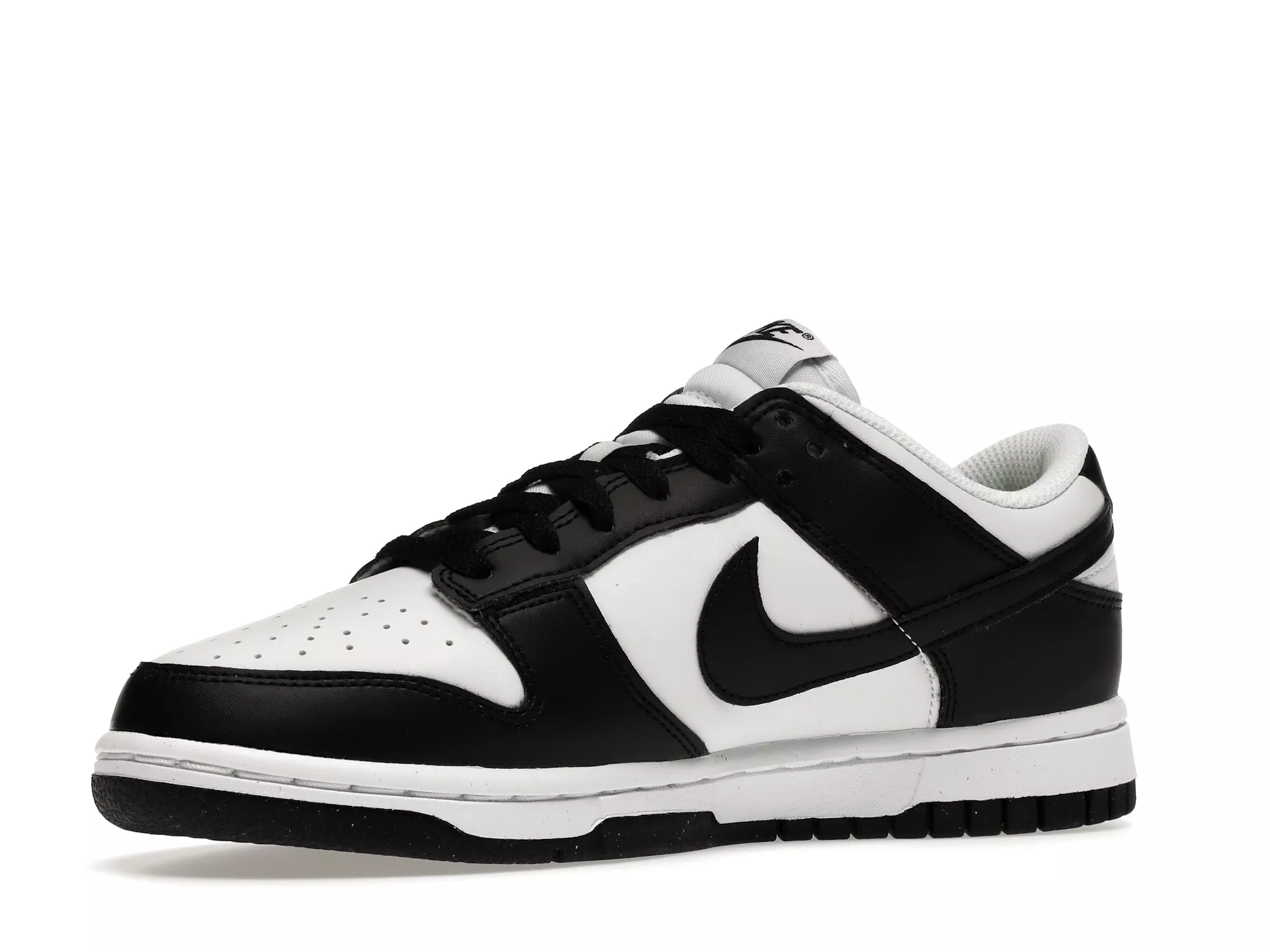 Фото № 3 с приближением к товару «‎Nike Dunk Low Next Nature White Black Panda »