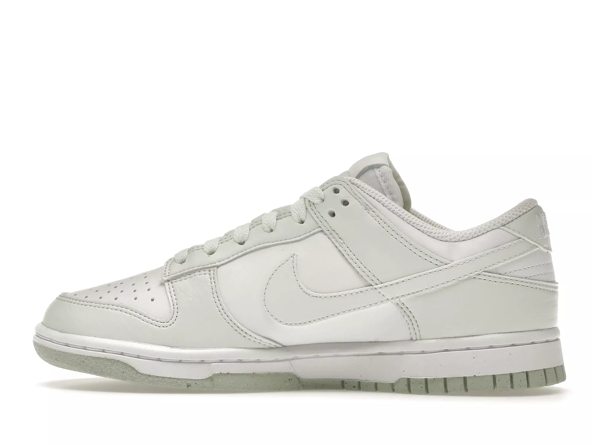 Фото № 3 с приближением к товару «‎Nike Dunk Low Next Nature White Mint »