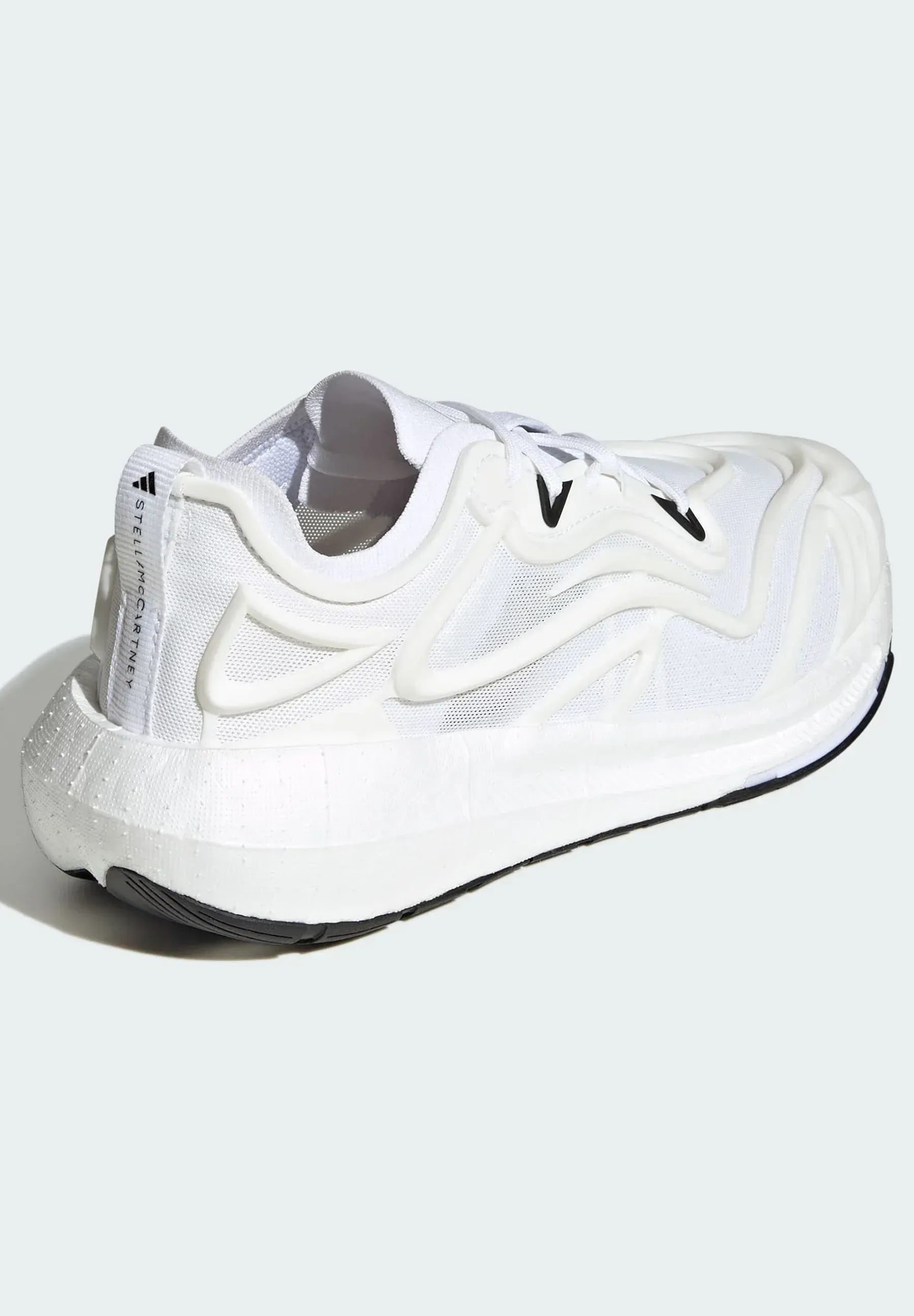 Фото № 4 с приближением к товару «‎ULTRABOOST SPEED»