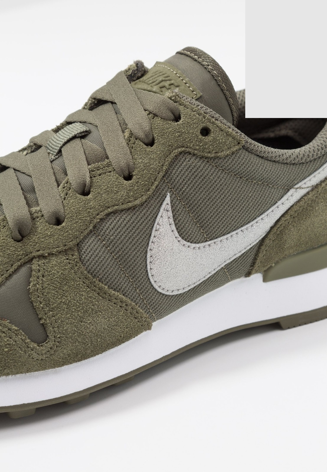 Фото № 2 с приближением к товару «‎Nike Internationalist »