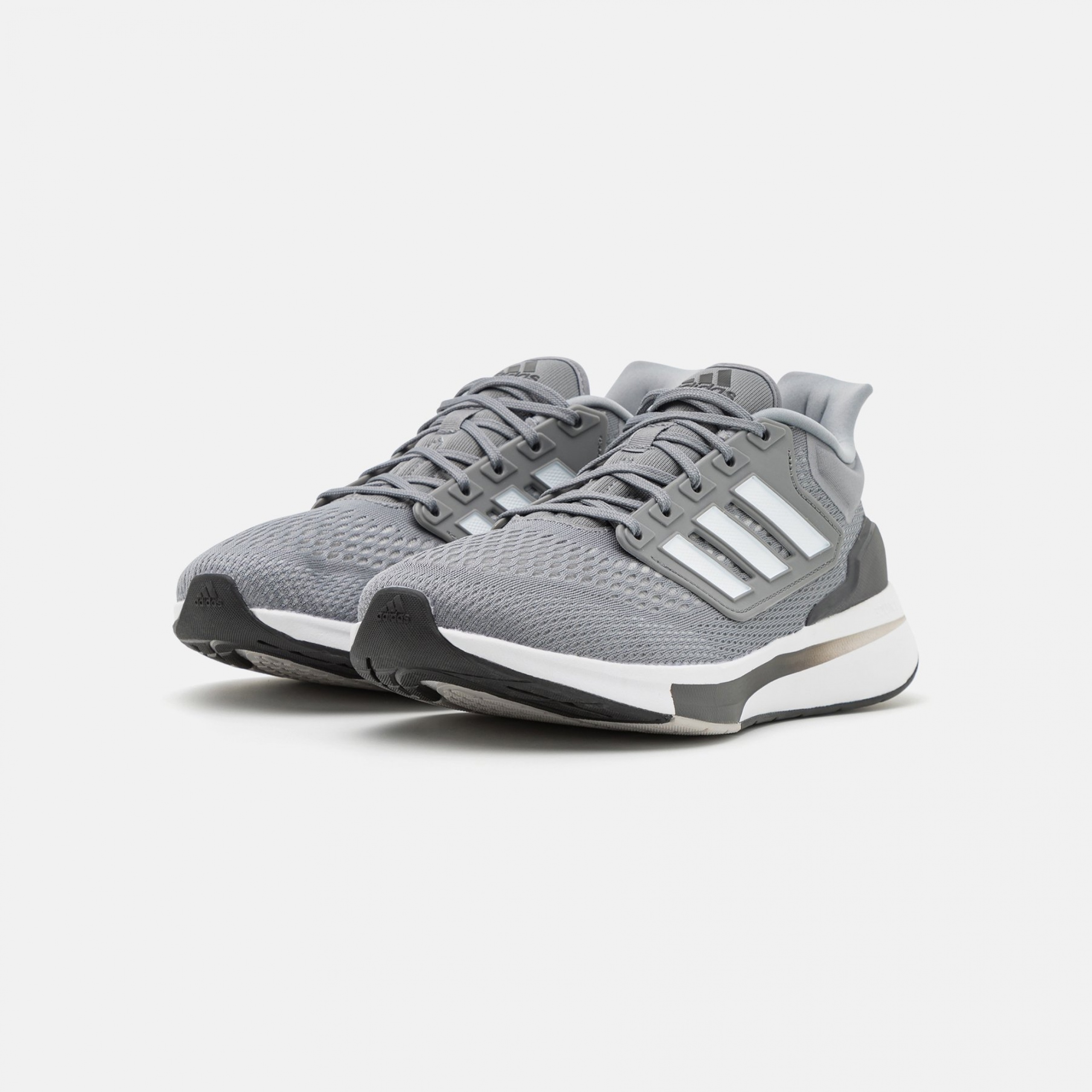 Фото № 2 с приближением к товару «‎Adidas Eq21»