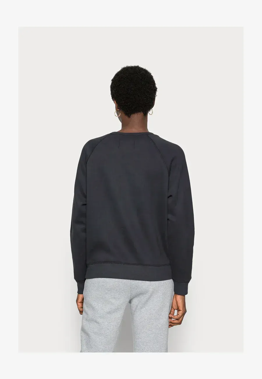 Фото № 3 с приближением к товару «‎MADELINE FUZZY LOGO CREW NECK»