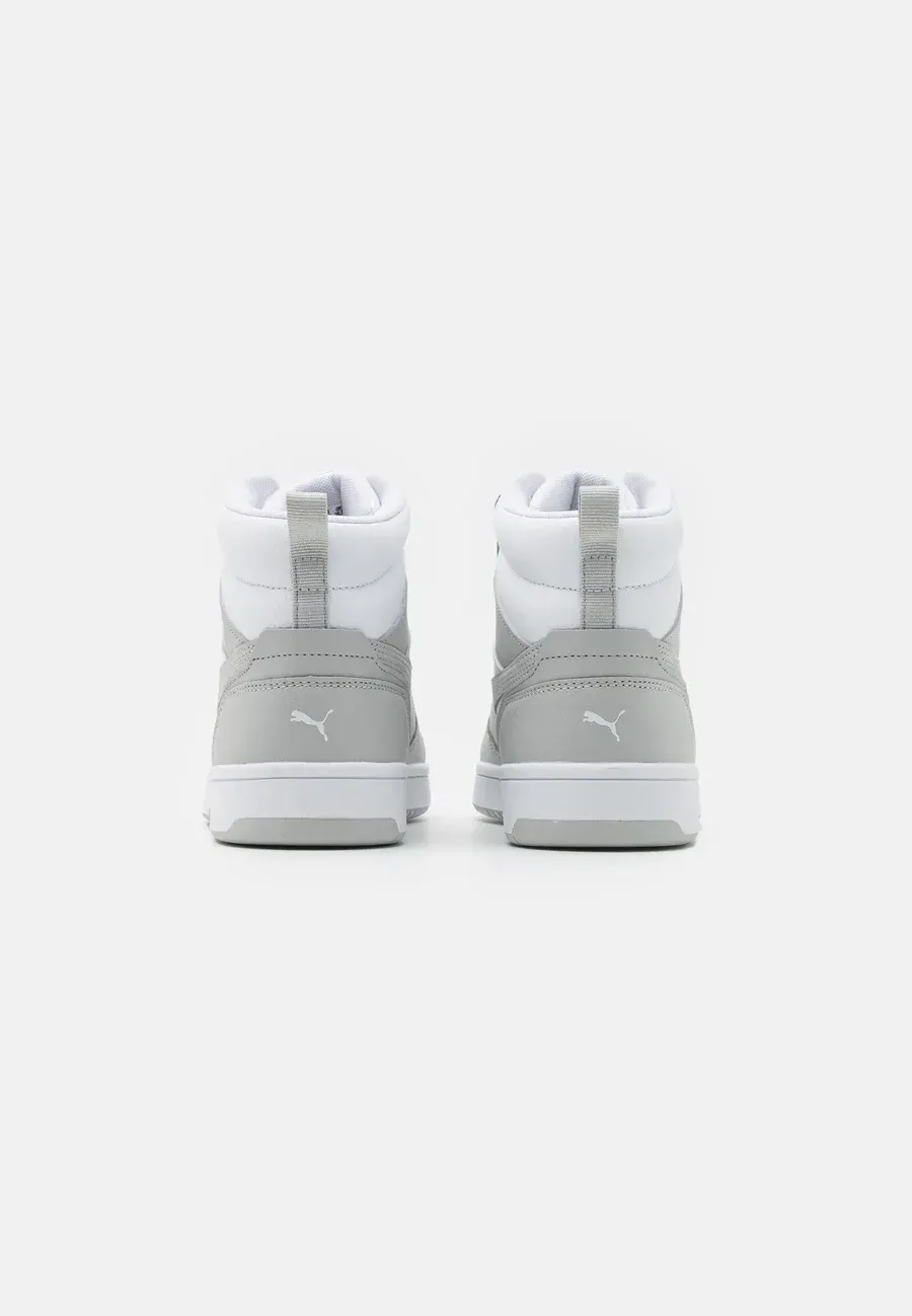 Фото № 3 с приближением к товару «‎REBOUND »