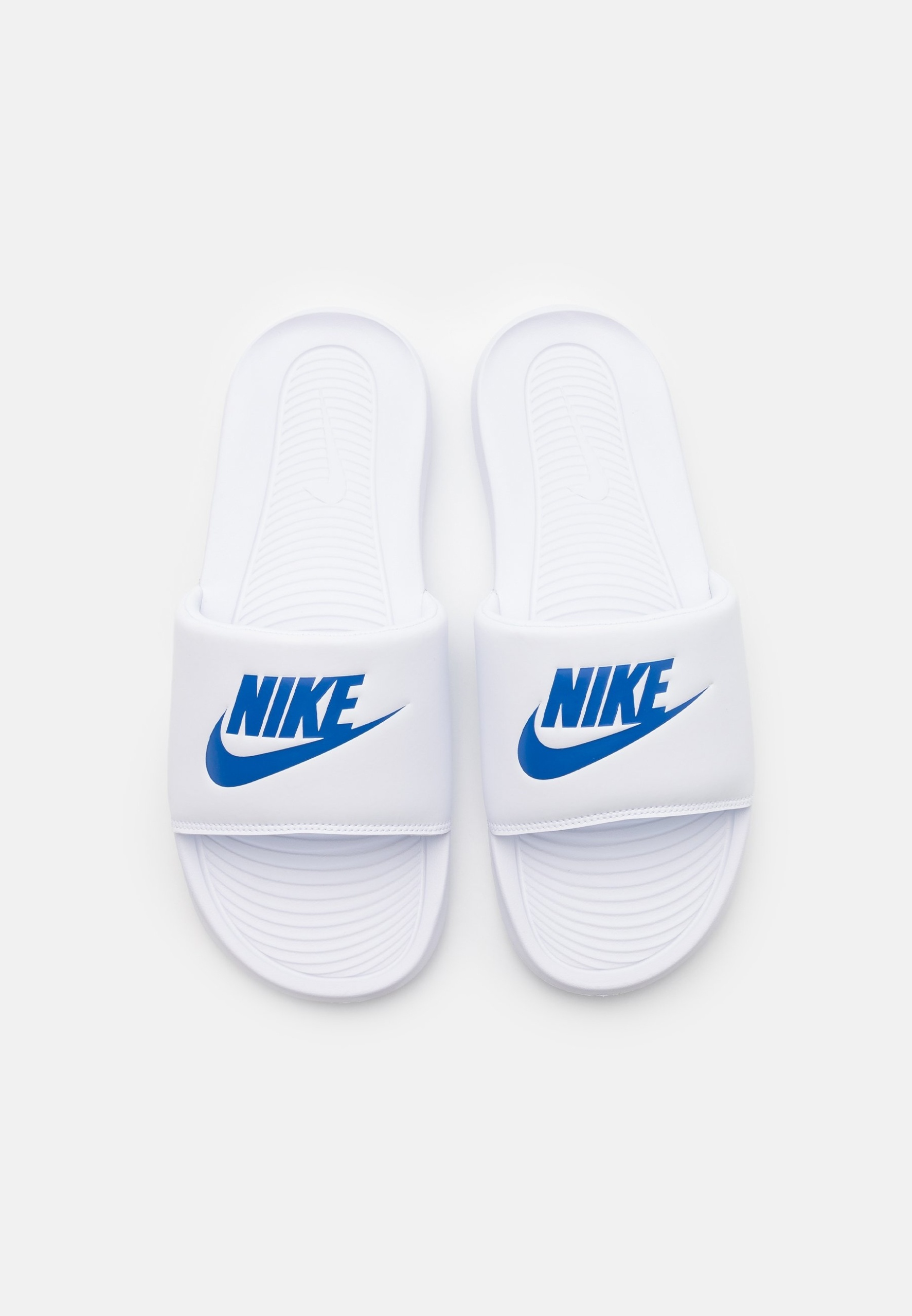 Фото № 3 с приближением к товару «‎Nike Victori One Slide»